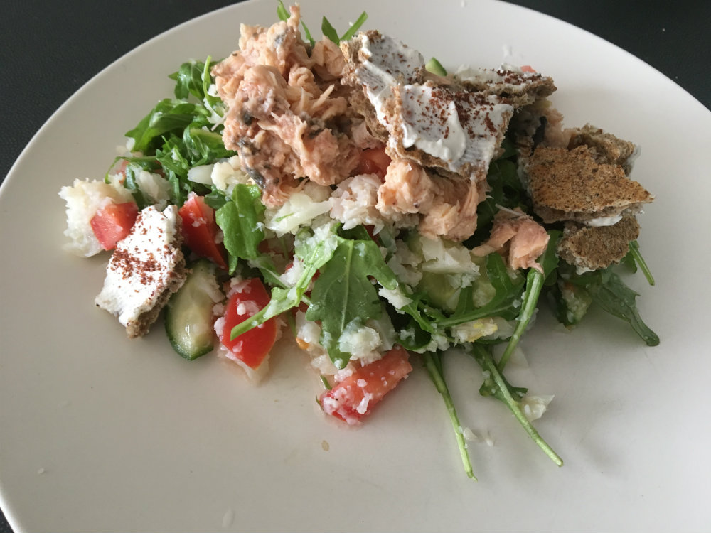 cauliflower tabhouleh with salmon and crispbreads