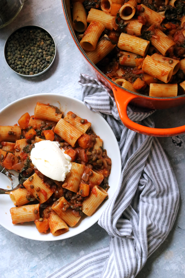 healthy winter meal plans for a delicious lentil bolognese