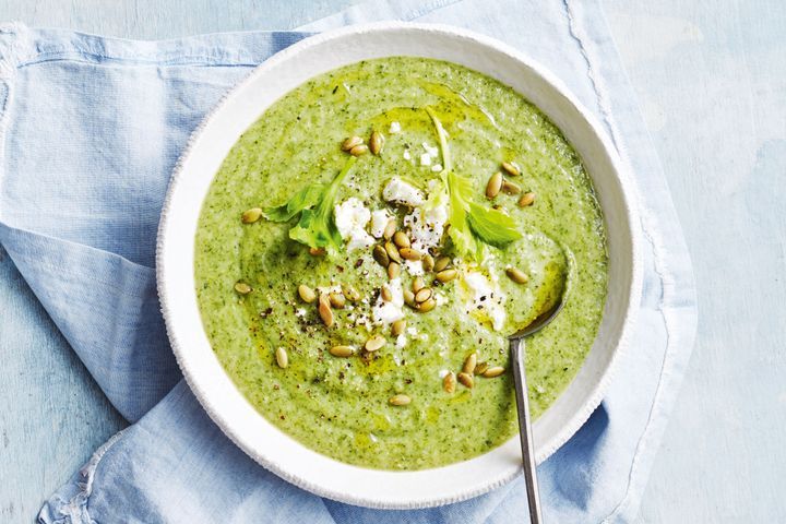 healthy autumn broccoli soup lunch recipe
