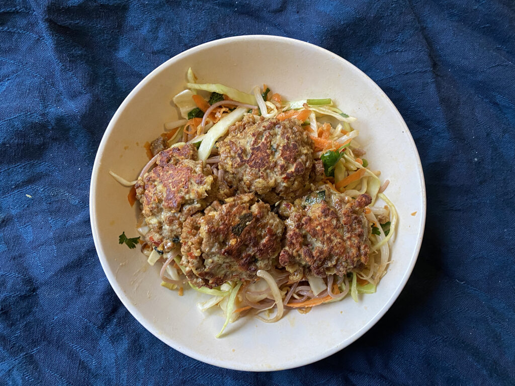 vietnamese vermicelli noodle salad - bun chay - with TVP