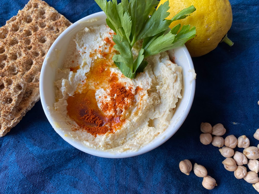 lebanese hummus recipe close up