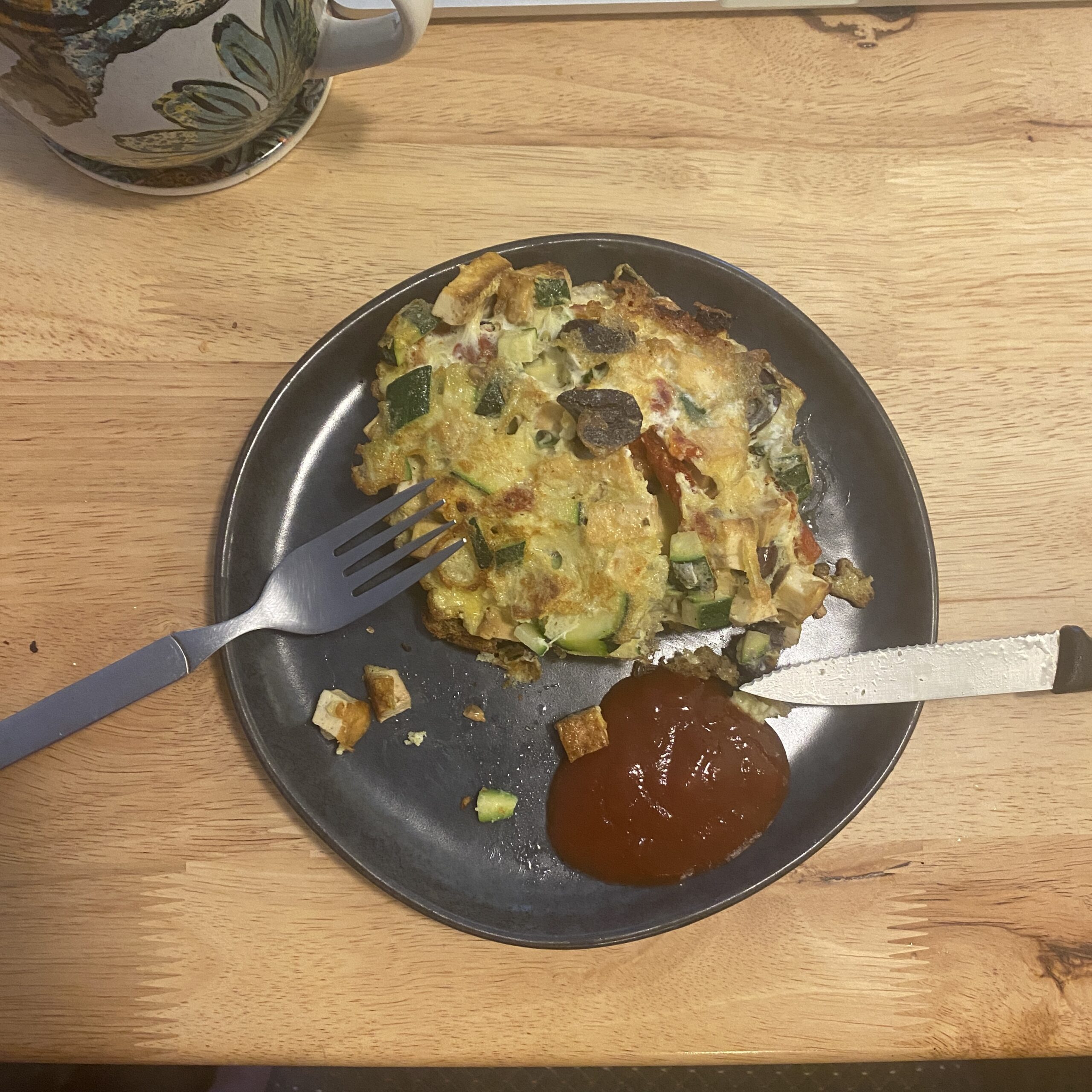veggie omelette with tomato ketchup